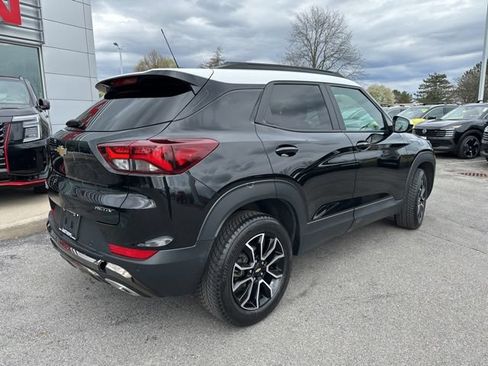 Used 2023 Chevrolet TrailBlazer ACTIV w/ Convenience Package AWD/4WD image 8