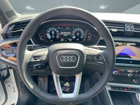 New 2025 Audi Q3 2.0T Premium image 17