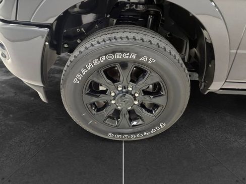 Used 2024 RAM 2500 Limited image 9