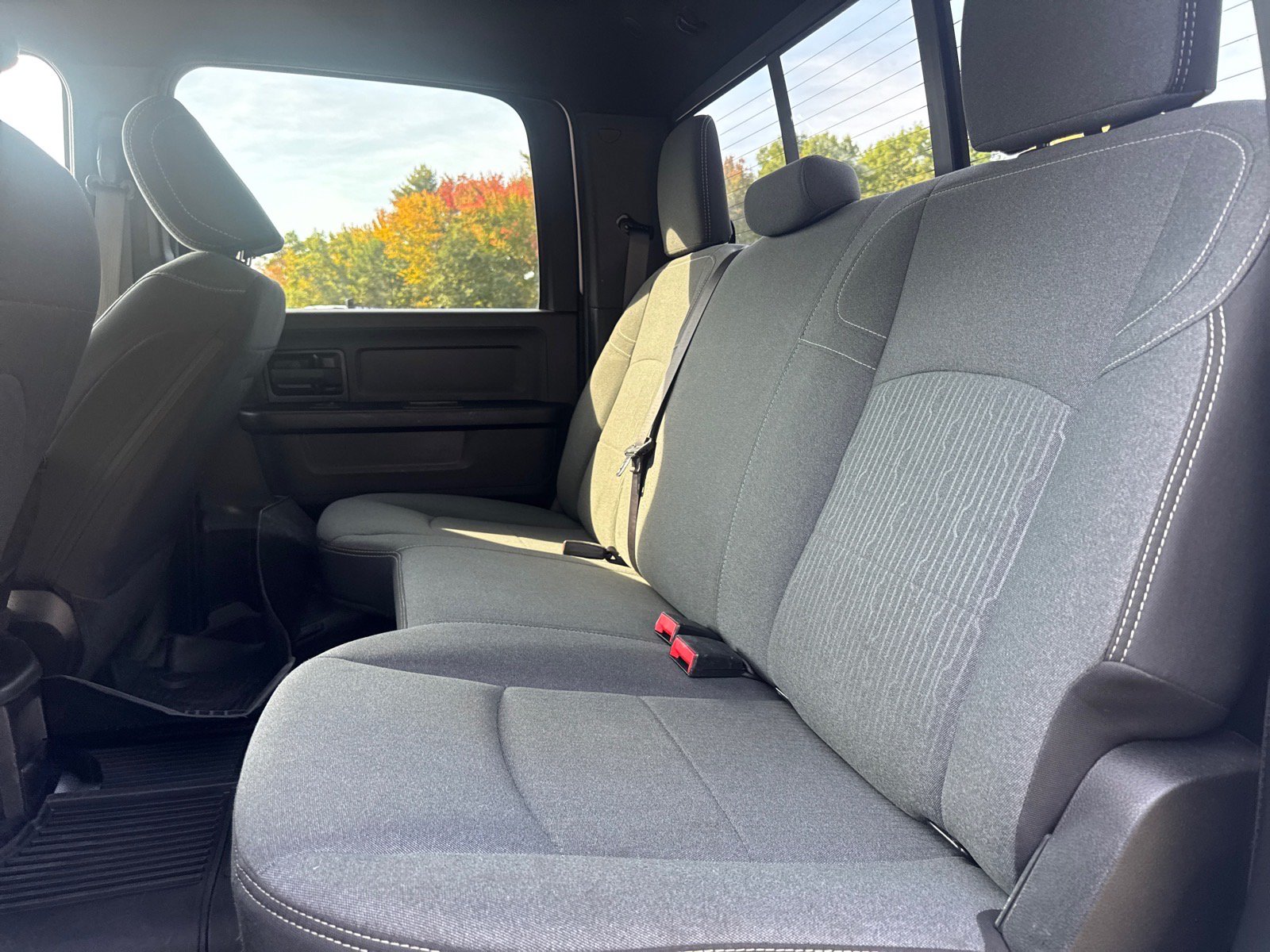 Used 2022 RAM 2500 Tradesman w/ Safety Group AWD/4WD image 9