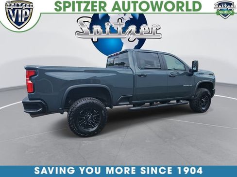 Used 2025 Chevrolet Silverado 2500 ZR2 w/ Technology Package AWD/4WD image 1
