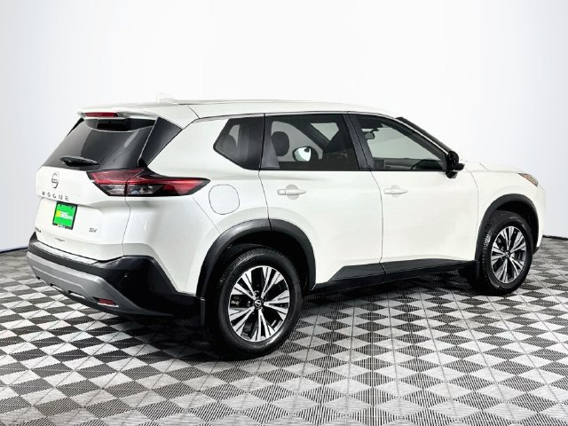 Used 2022 Nissan Rogue SV FWD image 8