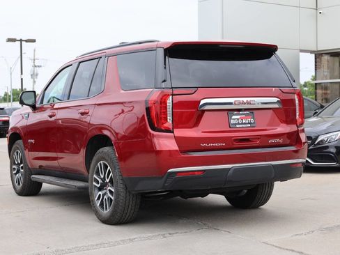 Used 2024 GMC Yukon AT4 w/ Technology Package AWD/4WD image 11