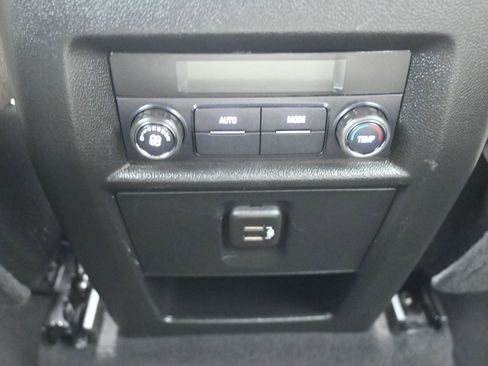 Used 2023 Chevrolet Traverse LS w/ Safety Package image 22