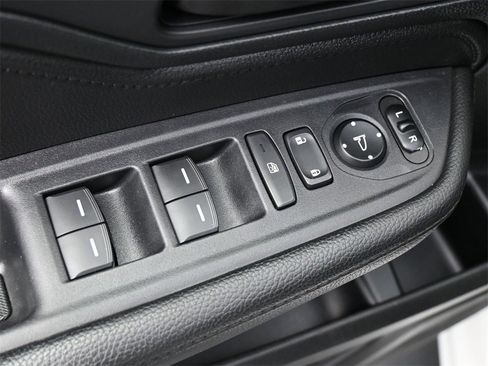 Used 2023 Honda Odyssey Sport image 4