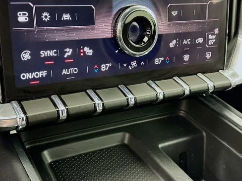 Certified 2025 GMC Acadia Elevation image 16