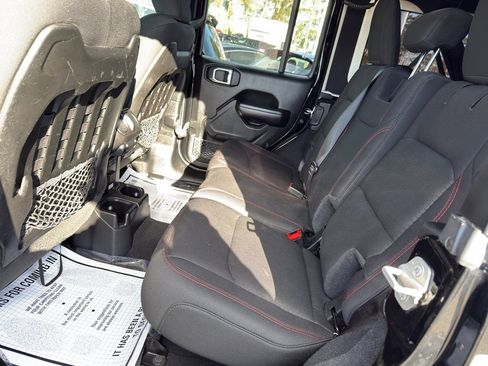 Used 2020 Jeep Wrangler Unlimited Rubicon image 16