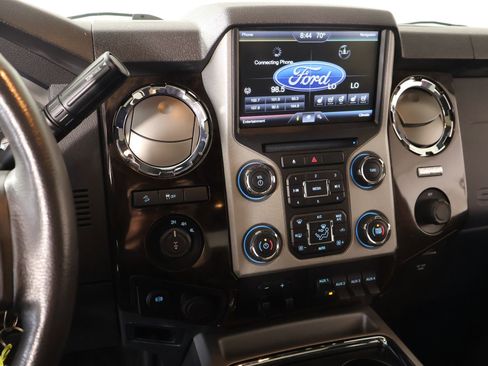 Used 2015 Ford F250 Platinum w/ FX4 Off-Road Package image 5