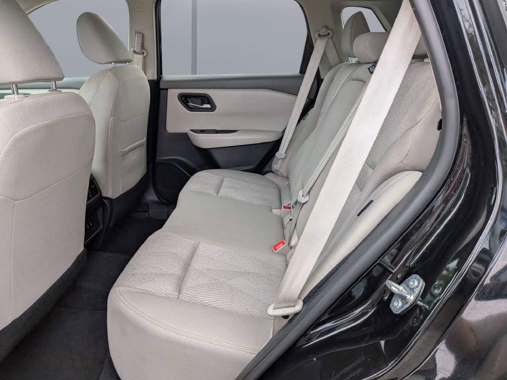Used 2025 Nissan Rogue SV AWD/4WD image 21