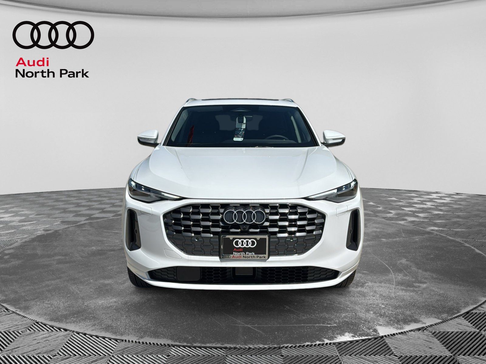 New 2026 Audi Q5 Premium Plus AWD/4WD image 2