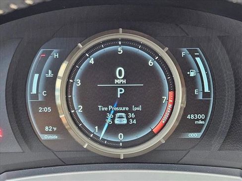 Used 2019 Lexus IS 300 AWD image 11