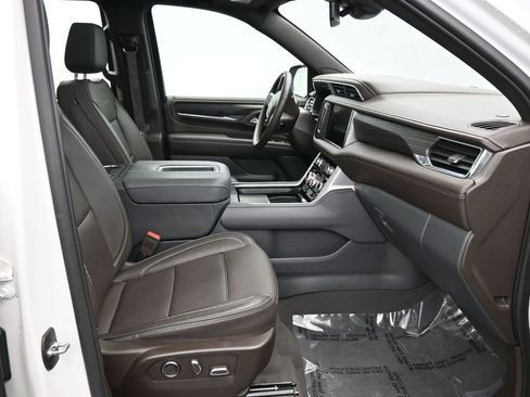 Used 2023 GMC Yukon Denali AWD/4WD image 43