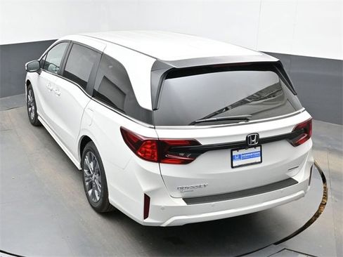 New 2026 Honda Odyssey Touring image 40