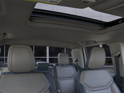 New 2026 Ford Maverick Lariat image 12