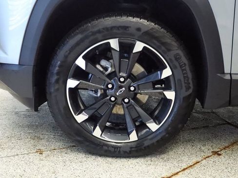 Used 2025 Chevrolet Equinox RS w/ Convenience Package III AWD/4WD image 16