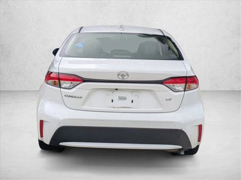 Certified 2022 Toyota Corolla LE image 11