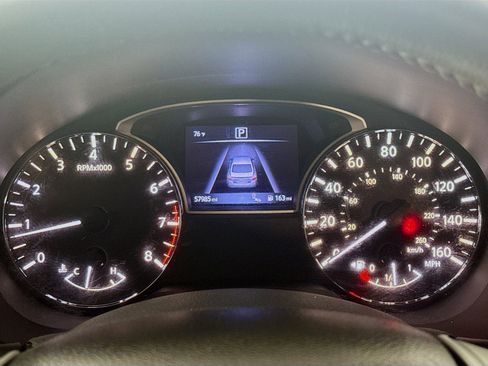 Used 2017 Nissan Altima 2.5 SV FWD image 16