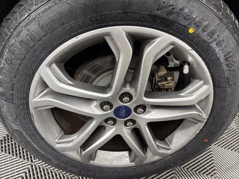 Used 2016 Ford Edge Titanium image 13