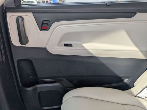 New 2026 Honda Odyssey Touring image 27