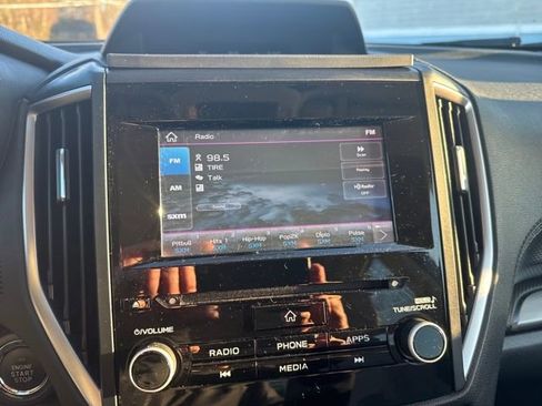 Used 2022 Subaru Forester Premium image 24