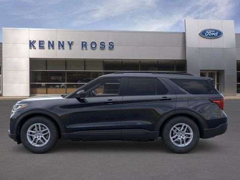 New 2026 Ford Explorer Active image 4