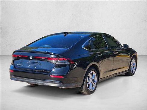 Used 2025 Honda Accord LX image 5