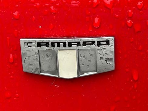 Used 2017 Chevrolet Camaro SS RWD image 7
