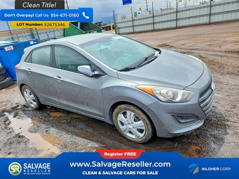 Used 2017 Hyundai Elantra GT FWD image 5