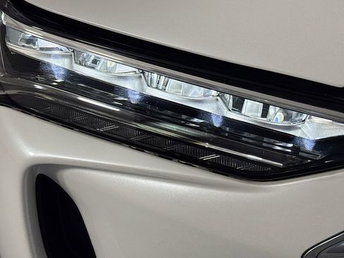 Used 2023 Acura MDX FWD image 39