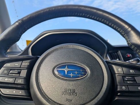 Certified 2025 Subaru Outback Onyx Edition AWD/4WD image 32