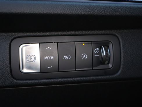 New 2026 Chevrolet Traverse Z71 w/ Driver Confidence Package image 12