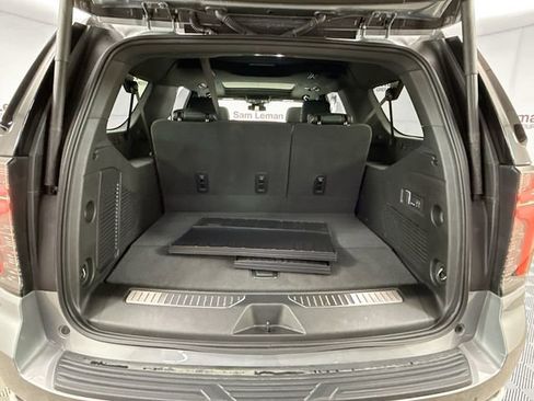 Used 2025 Chevrolet Suburban Premier w/ Sun And Tow Package AWD/4WD image 31