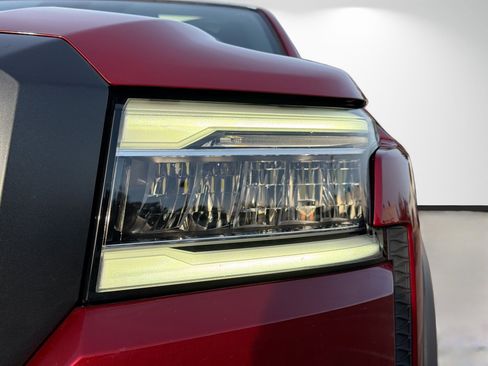 Used 2022 Nissan Frontier PRO-4X w/ Technology Package image 9