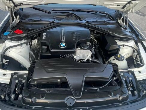 Used 2017 BMW 320i xDrive 320i xDrive image 18