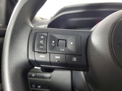 Used 2024 Nissan Rogue SV AWD/4WD image 24