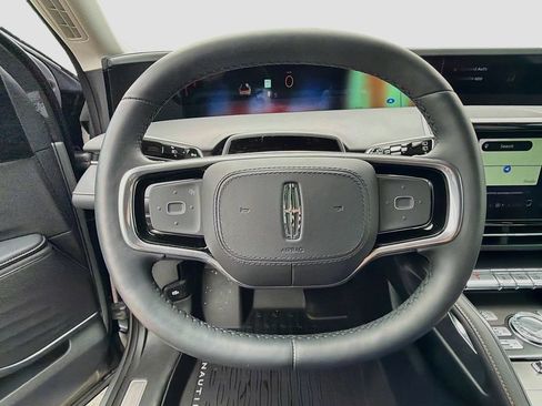 Used 2026 Lincoln Nautilus Premier w/ Equipment Group 102A AWD/4WD image 11