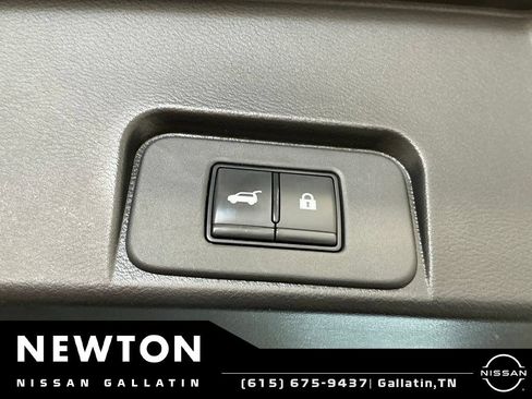 Used 2023 Nissan Rogue SV w/ SV Premium Package AWD/4WD image 21