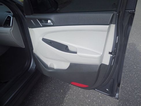 Used 2016 Hyundai Tucson SE w/ Option Group 02 image 26