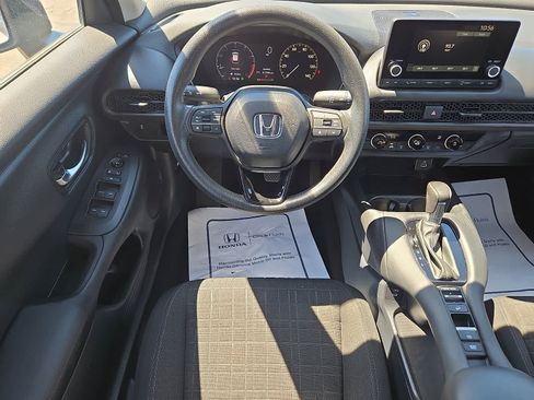 Used 2024 Honda HR-V LX image 12
