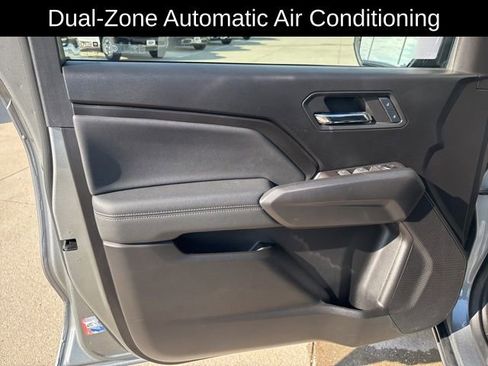 Used 2024 Chevrolet Colorado LT w/ LT Convenience Package III AWD/4WD image 13