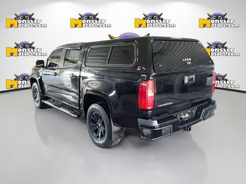 Used 2020 Chevrolet Colorado Z71 w/ Z71 Midnight Edition image 6