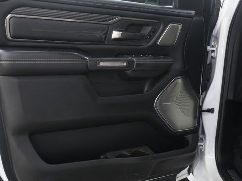 Used 2020 RAM 1500 Limited image 17