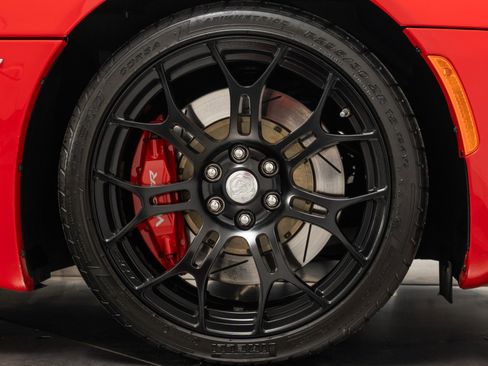 Used 2015 Dodge Viper w/ Quick Order Package 22J GT image 38