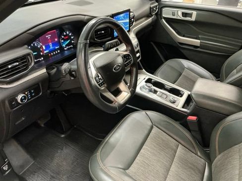 Used 2023 Ford Explorer Timberline w/ Timberline Technology Package AWD/4WD image 15