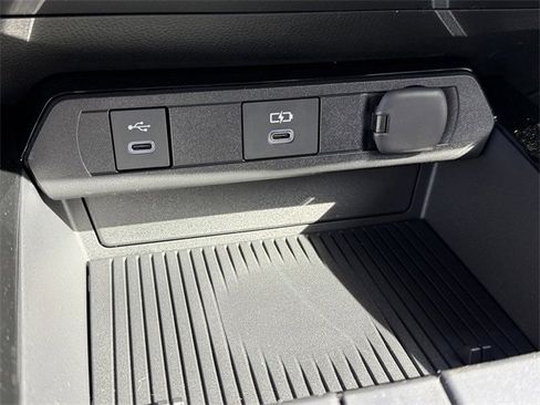 New 2026 Toyota Prius LE image 19