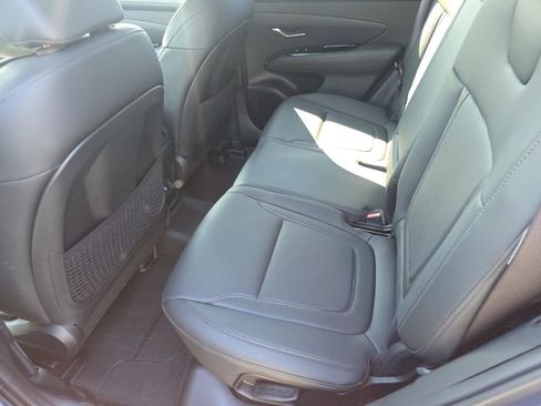 Used 2025 Hyundai Tucson Limited image 9