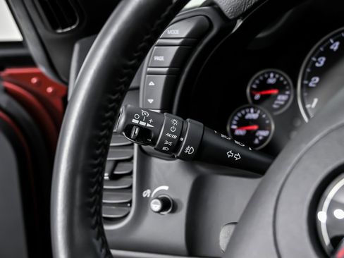 Used 2013 Chevrolet Corvette Z06 w/ Battery Protection Package image 28