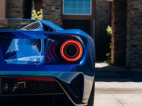 Used 2019 Ford GT image 19