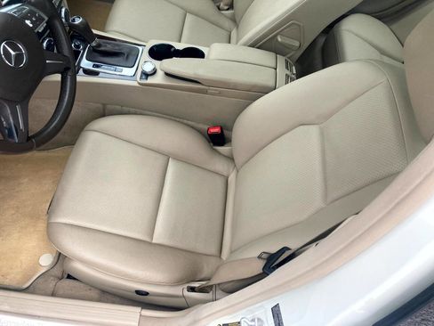 Used 2012 Mercedes-Benz C 300 4MATIC Sedan image 9