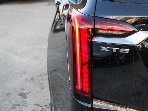 New 2025 Cadillac XT6 Premium Luxury image 7